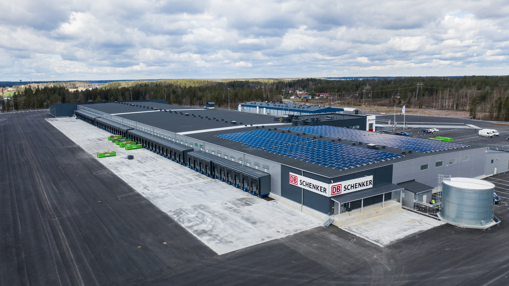 Teollisuus ja logistiikka 24 DB Schenker Lieto DJI 0585
